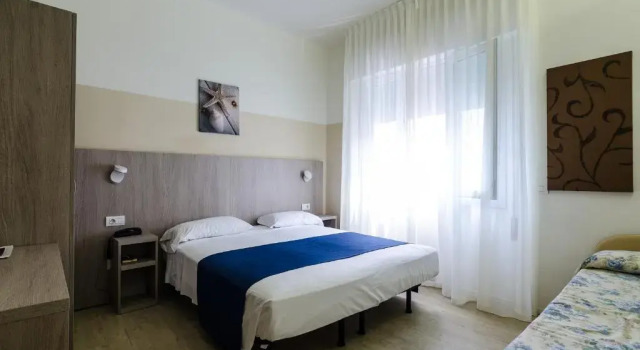 Трёхместный номер Hotel Mare Live