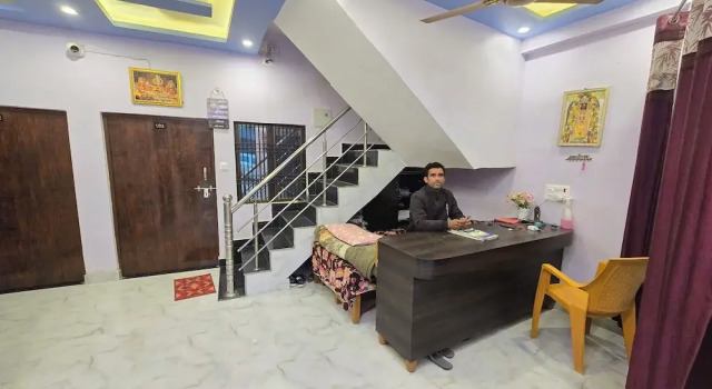 Avadh Dham Guest House, Забронировать Гостевой дом Гостевые дома Айодхья, Гостевой дом