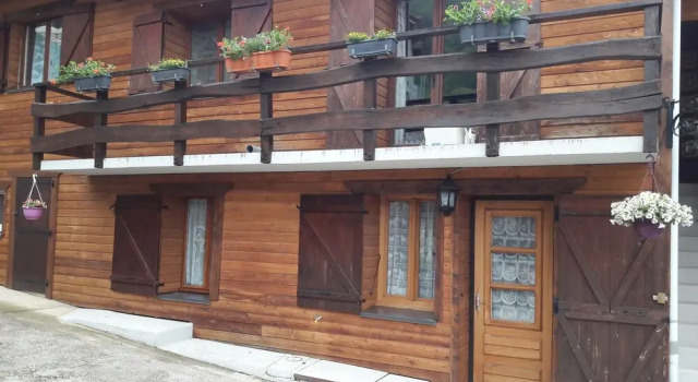 Au chalet dAnna, Book Chalet Hotels in Burgundy with a Pool, Swimming Pool