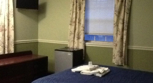 Brookside House, Buchen Sie Hotel Quincy Boston und Umgebung