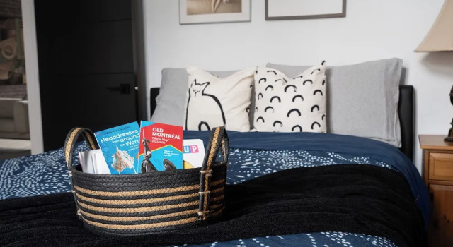 Номер Standard с 3 комнатами с балконом и с видом на сад Downtown Luxe - Parking, Metro, King Bed, Sleeps 6