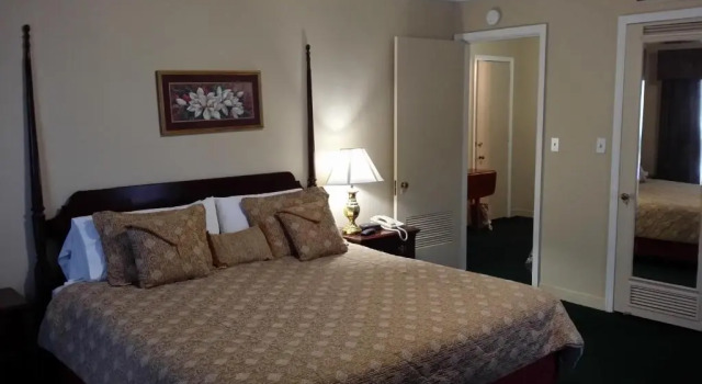 Апартаменты с 2 комнатами Americas Best Value Inn Historic Clewiston Inn