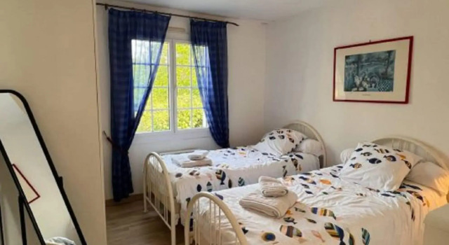 Pleasant Holiday Home With Garden, Rezerwuj Hotel Guidel-Plages 