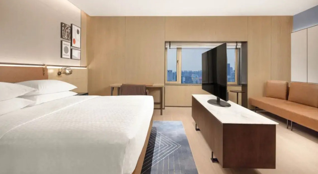 Двухместный номер Classic с видом на город Отель Four Points by Sheraton Chengdu Chunxi Road