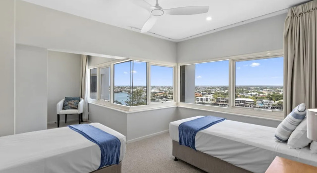 Номер Standard Пентхаус с 4 комнатами с балконом и с видом на океан 84 The Spit Holiday Apartments