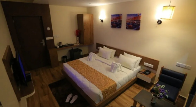 The Grand Raveta, Book Hotel Patan Gujarat