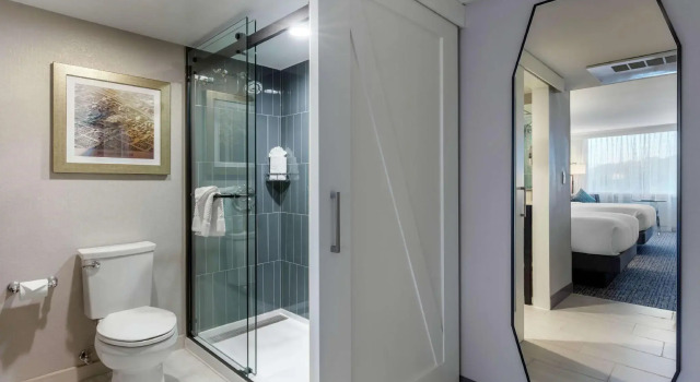 Четырёхместный люкс DoubleTree Birmingham Perimeter Park