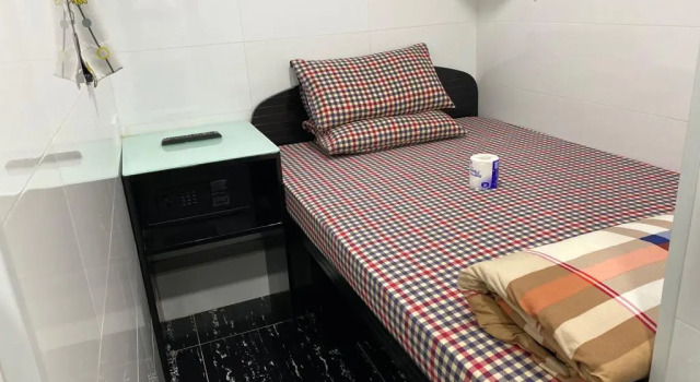 City HK Guest House 24 HOUR RECEPTION Block D & E 10TH FLOOR, Забронировать Хостел Хостелы Гонконга, рядом с Fuk Tak Temple, Хостел
