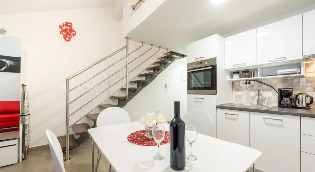 NEW modern studio apartment Nina
