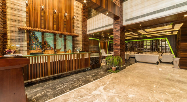 Costa Riviera Hotel, Забронировать Отель Бизнес-отели Варанаси, 4* 5*
