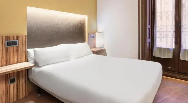 Семейный номер Standard Цокольный этаж B&B HOTEL Madrid Centro Plaza Mayor