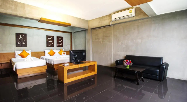 Люкс B2 Santitham (Wat Jed Yod) Boutique & Budget Hotel