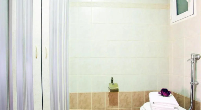Четырёхместный номер Standard Elizabeth Hotel