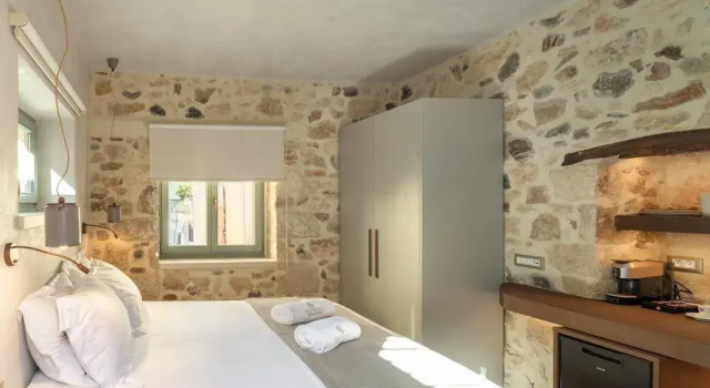 Inotropes Boutique Suites