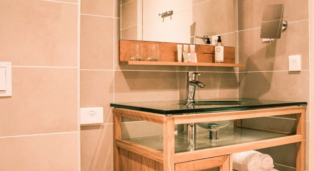 Трёхместный номер Superior Best Western Plus Antibes Riviera