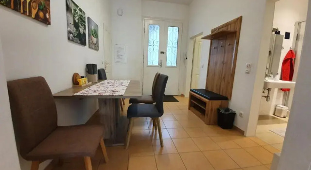 Апартаменты Gorgeous Viennese Apartment 10 min to City Center