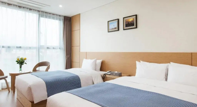 Двухместный семейный номер Deluxe с видом на горы YOUUS Hotel
