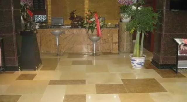 Hongyunlai Business Hotel, Book Hotel Sanya Hainan