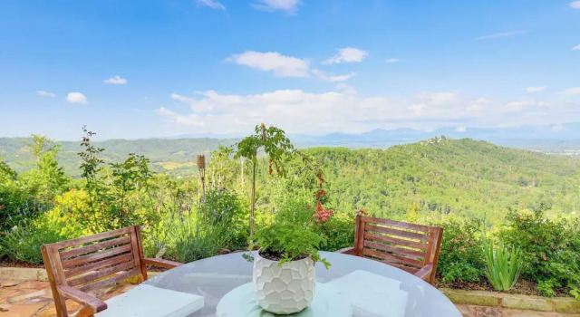 Unique Mountain-view Dome Home in Weaverville, 予約 アパートメント Weaverville Appalachian Mountains