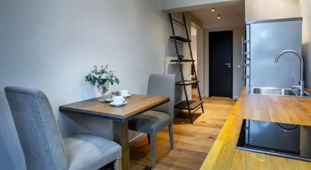 Полулюкс Frost Boutique Hotel