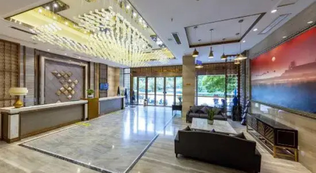 Yunshang Caohai Hotel (Bijie Zhe Mall), Prenota Hotel Bijie Guizhou