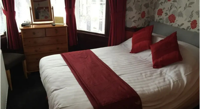 Valdene Hotel, Забронировать Отель Отели Блэкпул 3 звезды, рядом с Конференц-центр Winter Gardens, 3*
