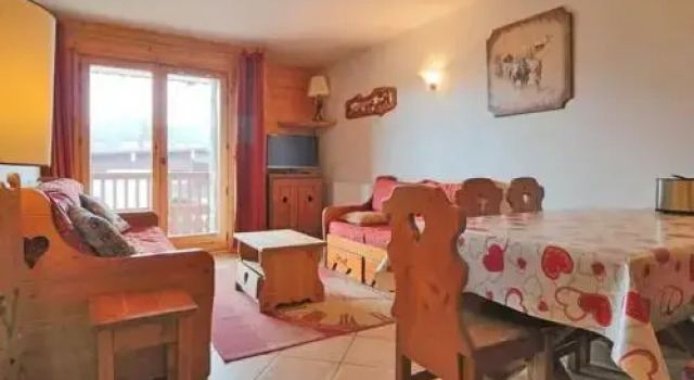Apartment Les granges de la ro 3, Prenota Appartamento Hotel a Rodano-Alpi con parcheggio, Parcheggio