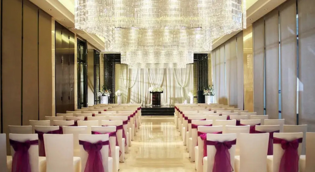 Crowne Plaza Chengdu West, Prenota Hotel Xipu Pi County