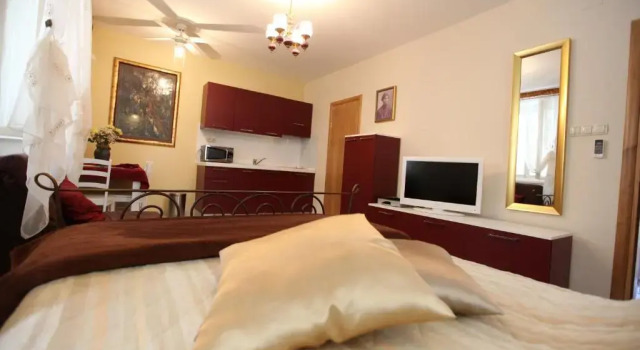 Tragurium & Salona Apartments