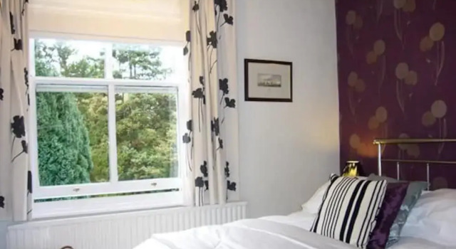 Lakes End Country Guest House