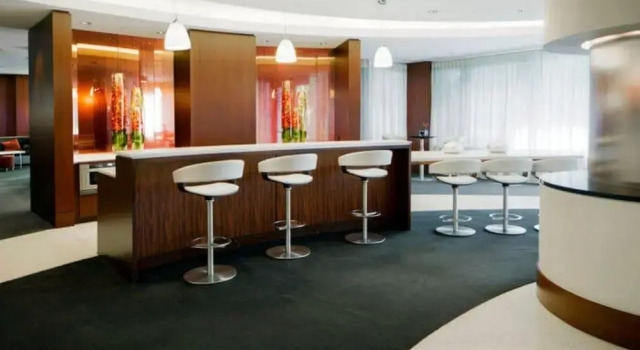 Bluebird Suites near National Airport