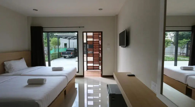 At Muangploy Resort, Réserver Complexe hôtelier Bo Phloi 