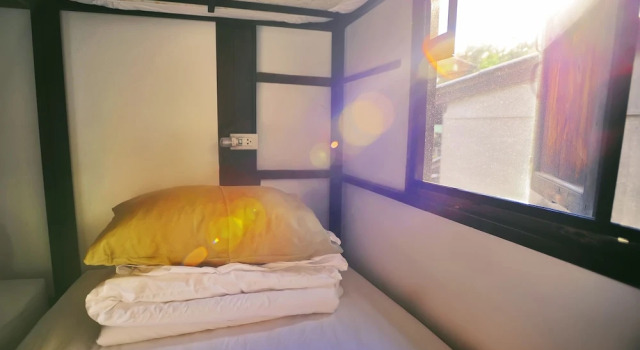 Кровать в общем номере (женский номер) Manon Hostel