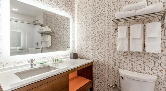 Четырёхместный номер Standard Holiday Inn & Suites Cedar Falls-Waterloo Event Ctr by IHG