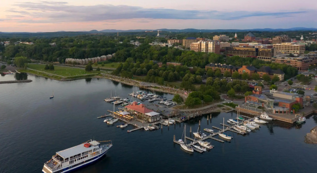 Номер Standard Hotel Champlain Burlington, Curio Collection by Hilton