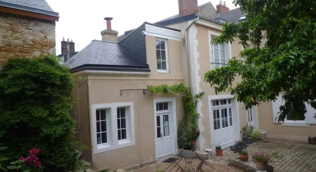 Chambres dhôtes Le Clos dHauteville, Забронировать Отель Ле-Ман Sarthe