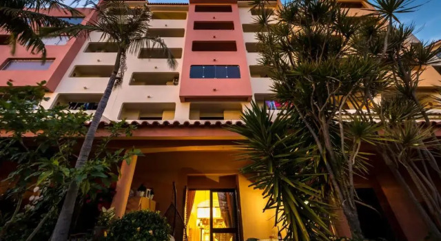 Clementina Apartment, Забронировать Апартаменты/квартира Отели Албуфейра с парковкой, рядом с Municipal Museum of Archaeology, Парковка