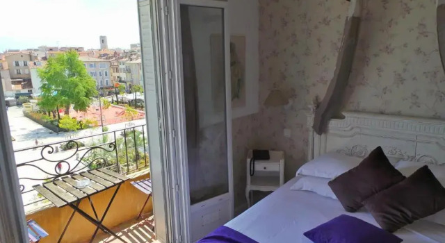 Двухместный номер Standard с балконом Hotel Relais Du Postillon