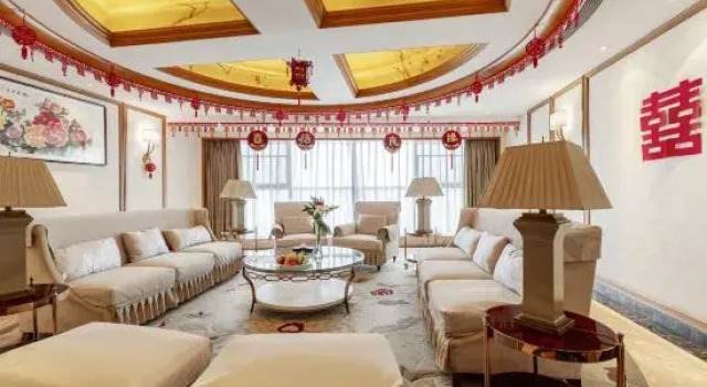 Люкс Ambassador Haoyuan International Hotel