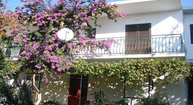 Apartment Sini - with parking : A4  Makarska, Riviera Makarska, Забронировать Апартаменты/квартира Апартаменты Макарска, рядом с Набережная Рива (Макарска), Апартаменты/квартира