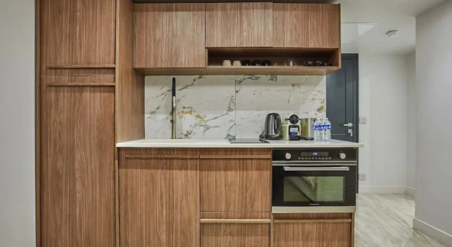 Апартаменты Lou Suites