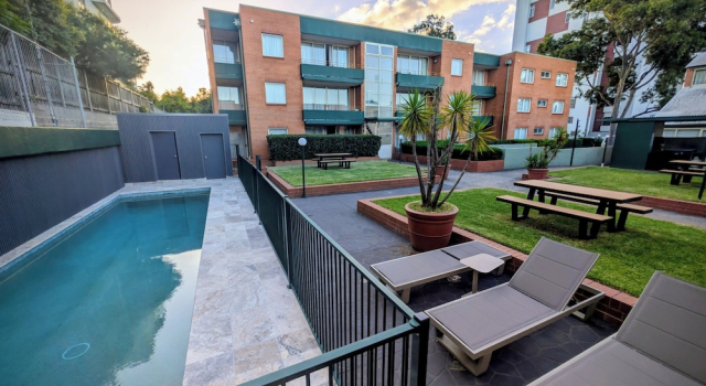 Двухместные апартаменты Executive c 1 комнатой APX Parramatta