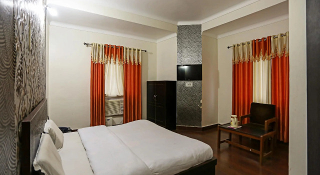 OYO 6624 Hotel Ashiana