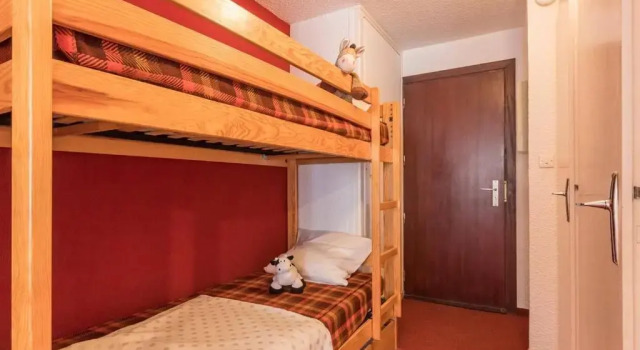 Appartement Serre Chevalier, 1 pièce, 4 personnes - FR-1-330F-163, Rezerwuj Apartament Hotele w Serre Chevalier z basenem, Basen