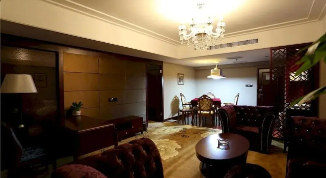 Nierfu Frontier Hotel Changsha, Prenota Hotel Hotel a Changsha con parcheggio, Parcheggio