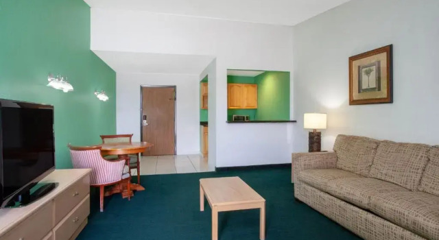 Четырёхместный люкс c 1 комнатой Stayable Kissimmee East
