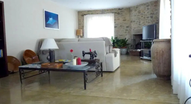 Villa with 4 bedrooms in Torroella de Montgri with wonderful mountain view private pool enclosed garden 700 m from the beach, Varaa Villa Torroella de Montgrí Baix Empordà