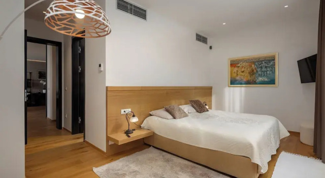 Villa Miracle