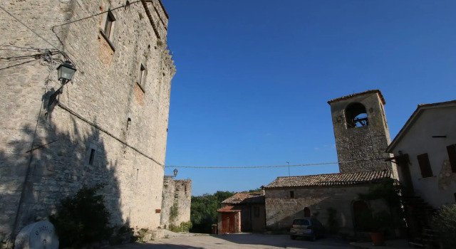 Historic Castle With View, Réserver Maison de vacances Gualdo Cattaneo 