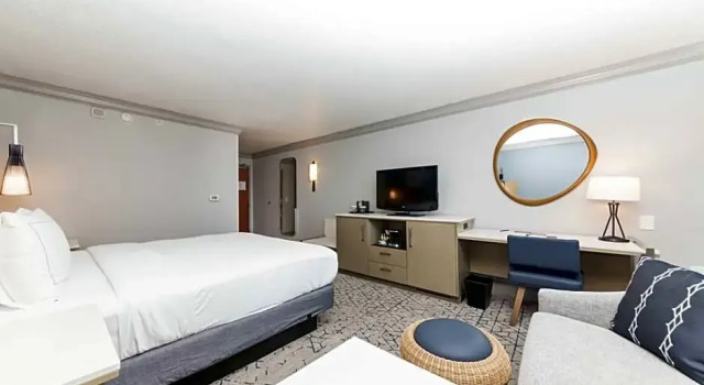 Двухместный номер Standard с балконом и с видом на океан Hilton Melbourne Beach Oceanfront